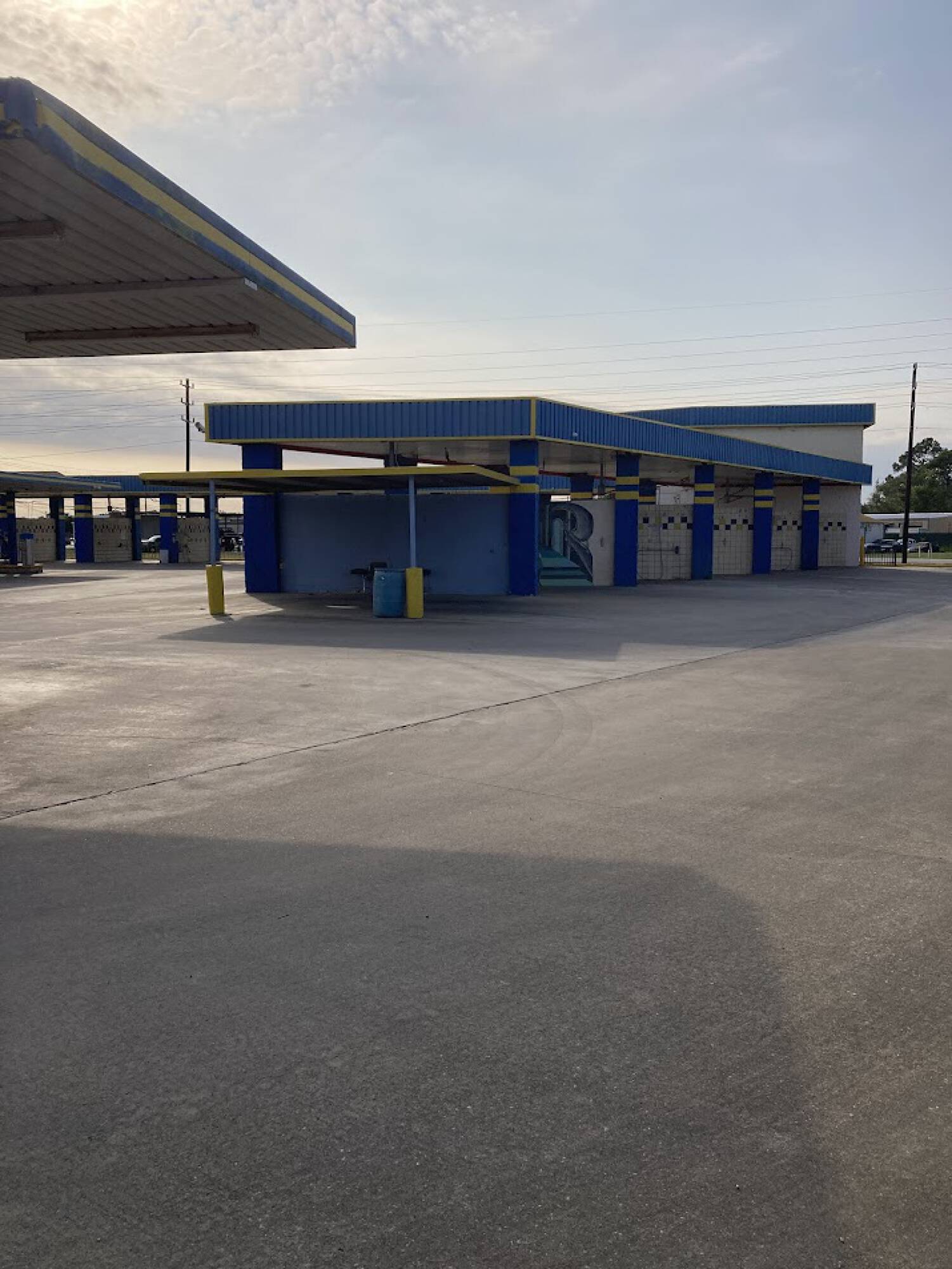 Commercial Property for Sale in Pasadena Texas 77502